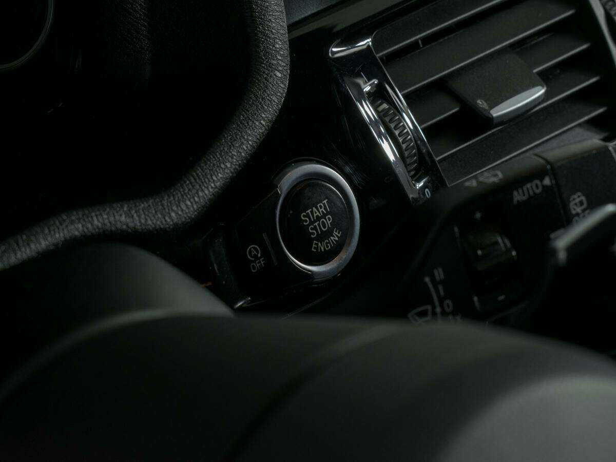 Купить BMW X3 с пробегом. Фото: #17