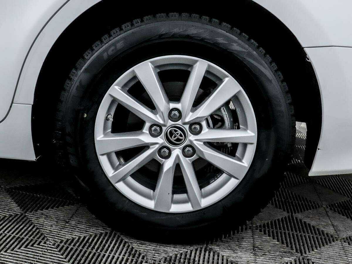 Купить Toyota Camry с пробегом. Фото: #12