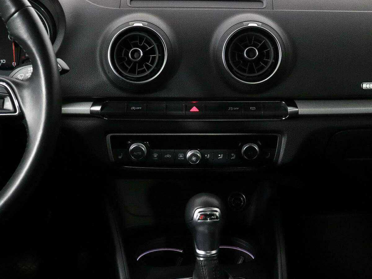 Купить Audi A3 с пробегом. Фото: #10