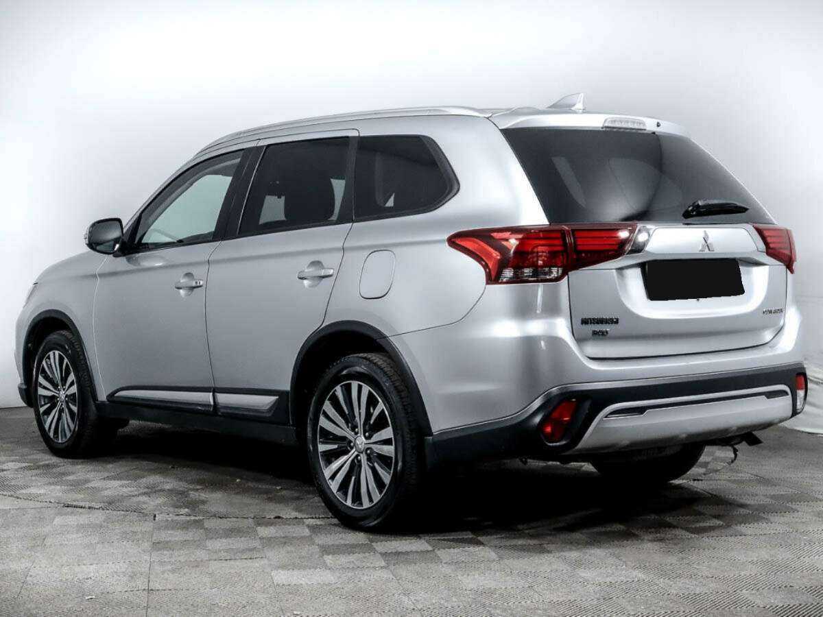 Купить Mitsubishi Outlander с пробегом. Фото: #5