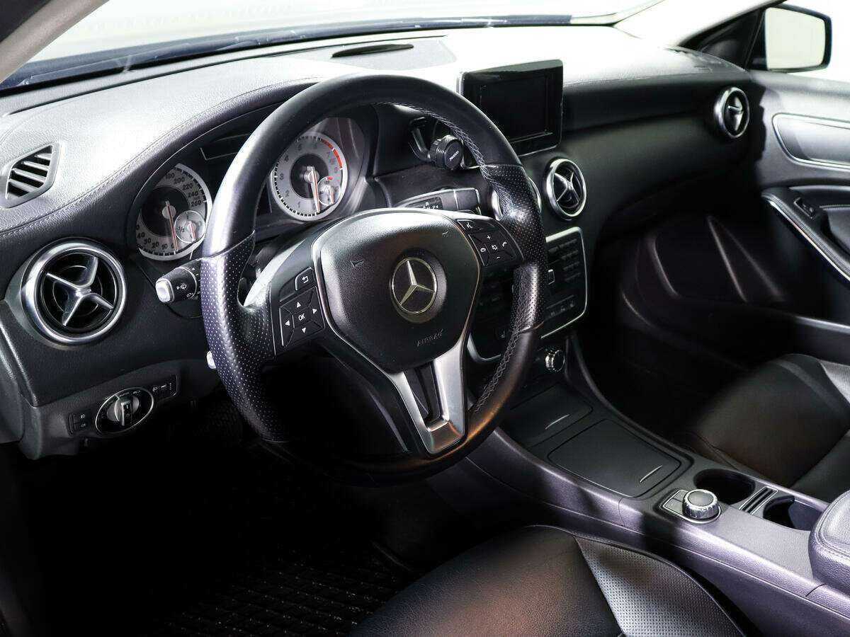 Купить Mercedes-Benz A-Класс с пробегом. Фото: #12