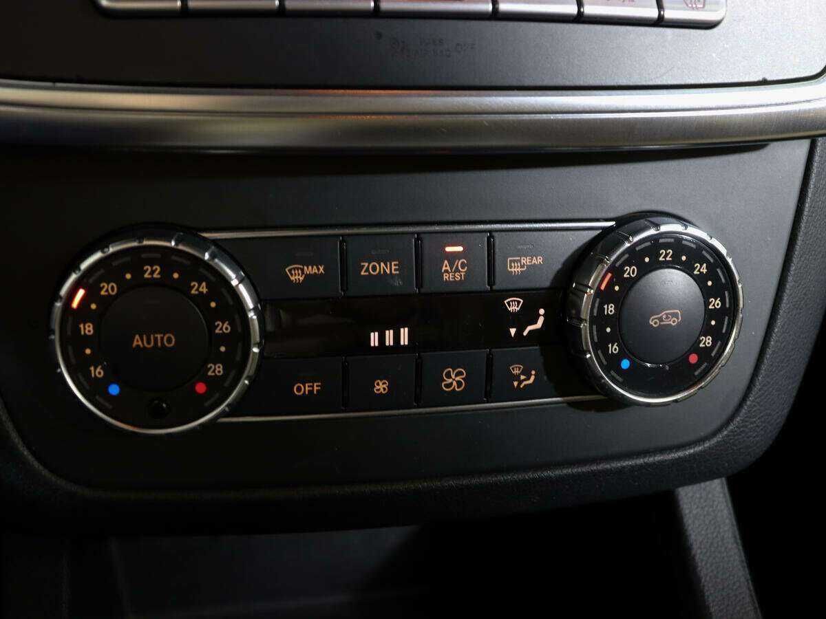 Купить Mercedes-Benz M-Класс с пробегом. Фото: #21