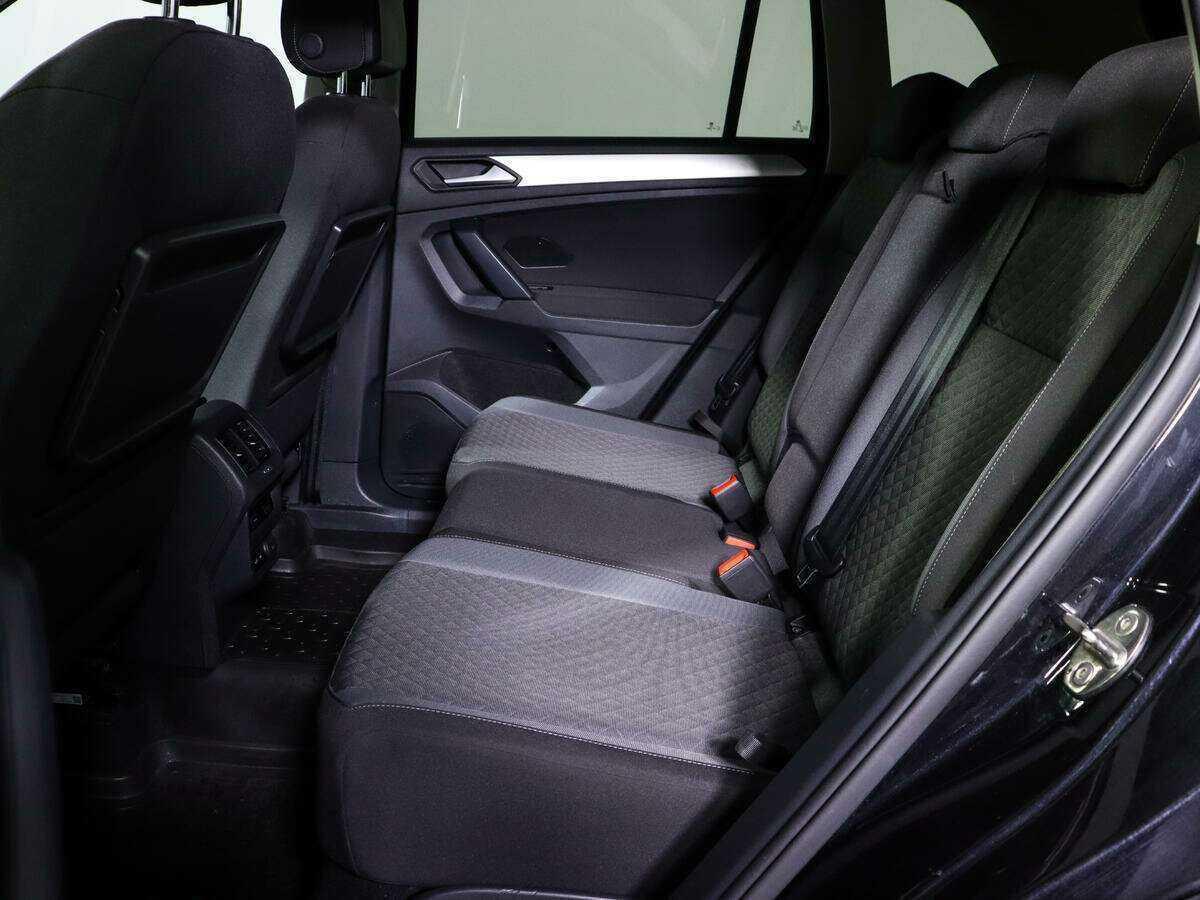 Купить Volkswagen Tiguan с пробегом. Фото: #7