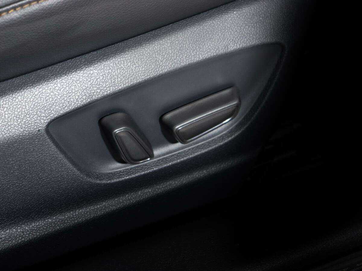 Купить Toyota Camry с пробегом. Фото: #13