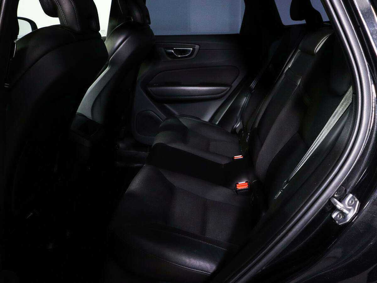 Купить Volvo XC60 с пробегом. Фото: #9