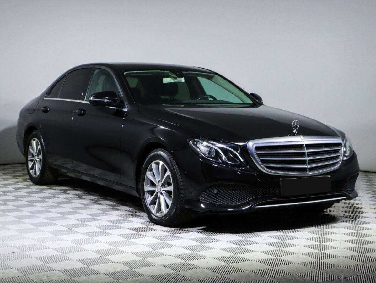 Купить Mercedes-Benz E-Класс с пробегом. Фото: #2