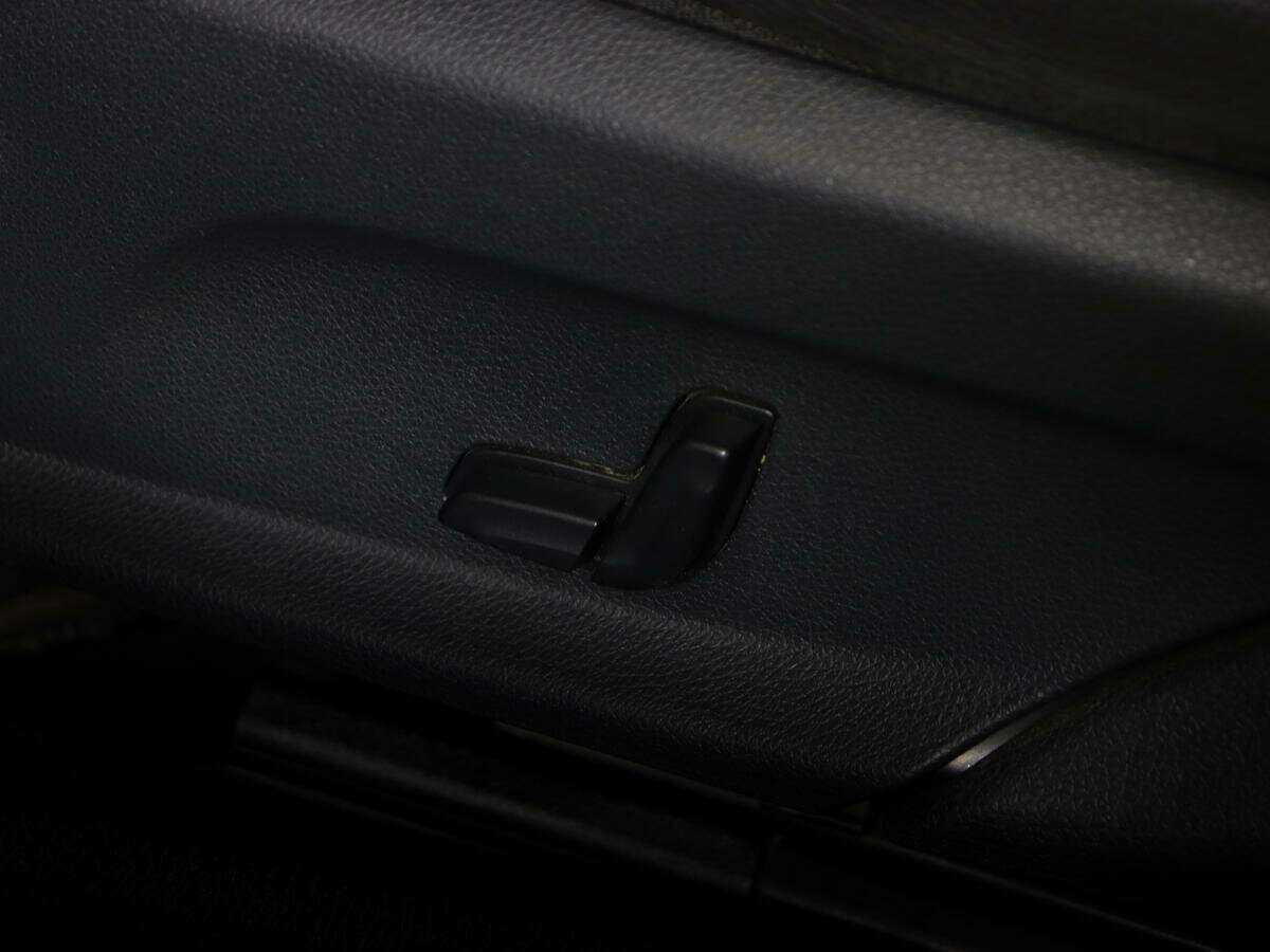 Купить Mercedes-Benz E-Класс с пробегом. Фото: #15