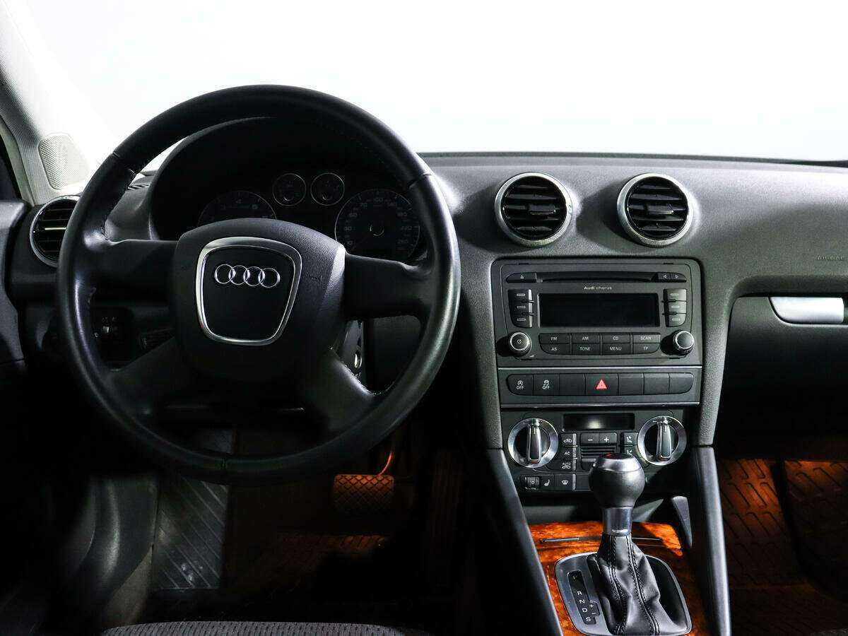 Купить Audi A3 с пробегом. Фото: #8