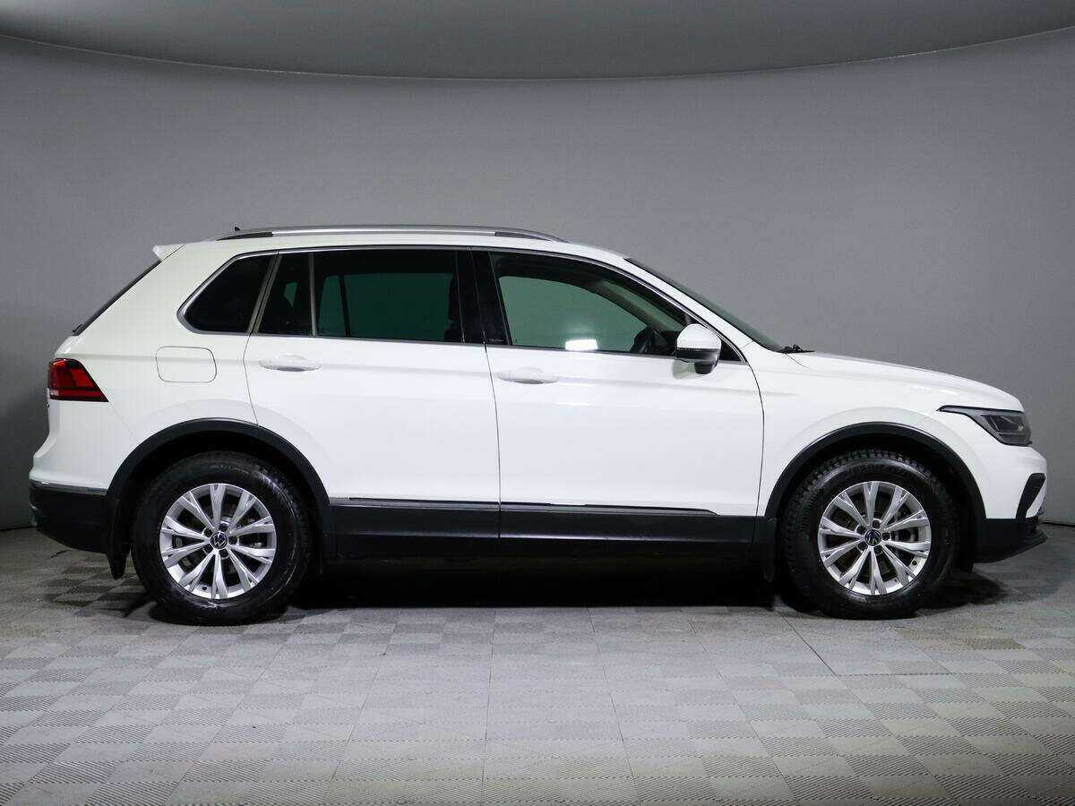 Купить Volkswagen Tiguan с пробегом. Фото: #3