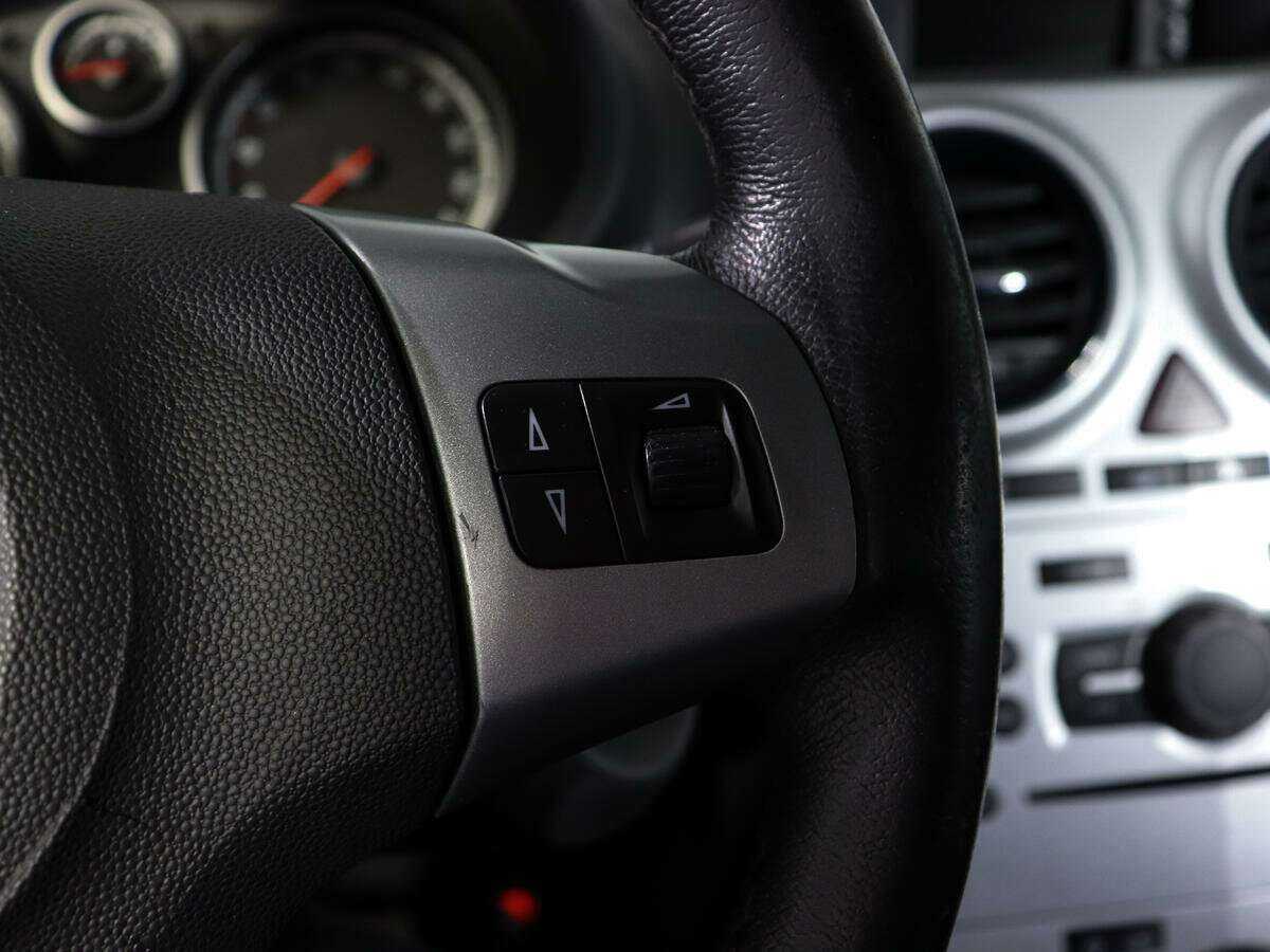 Купить Opel Corsa с пробегом. Фото: #14