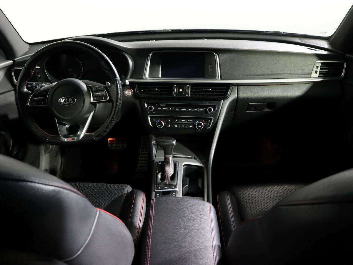 Купить Kia Optima с пробегом. Фото: #10