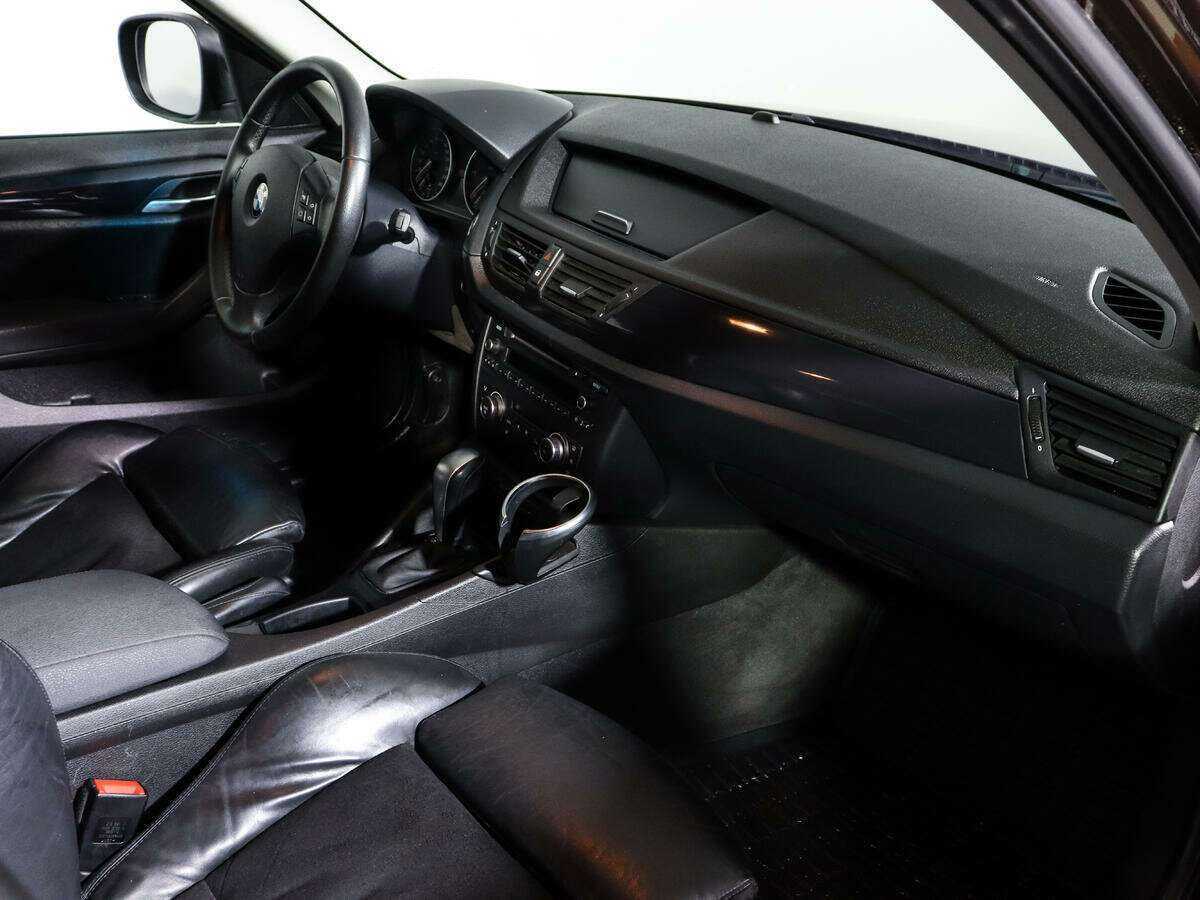 Купить BMW X1 с пробегом. Фото: #8