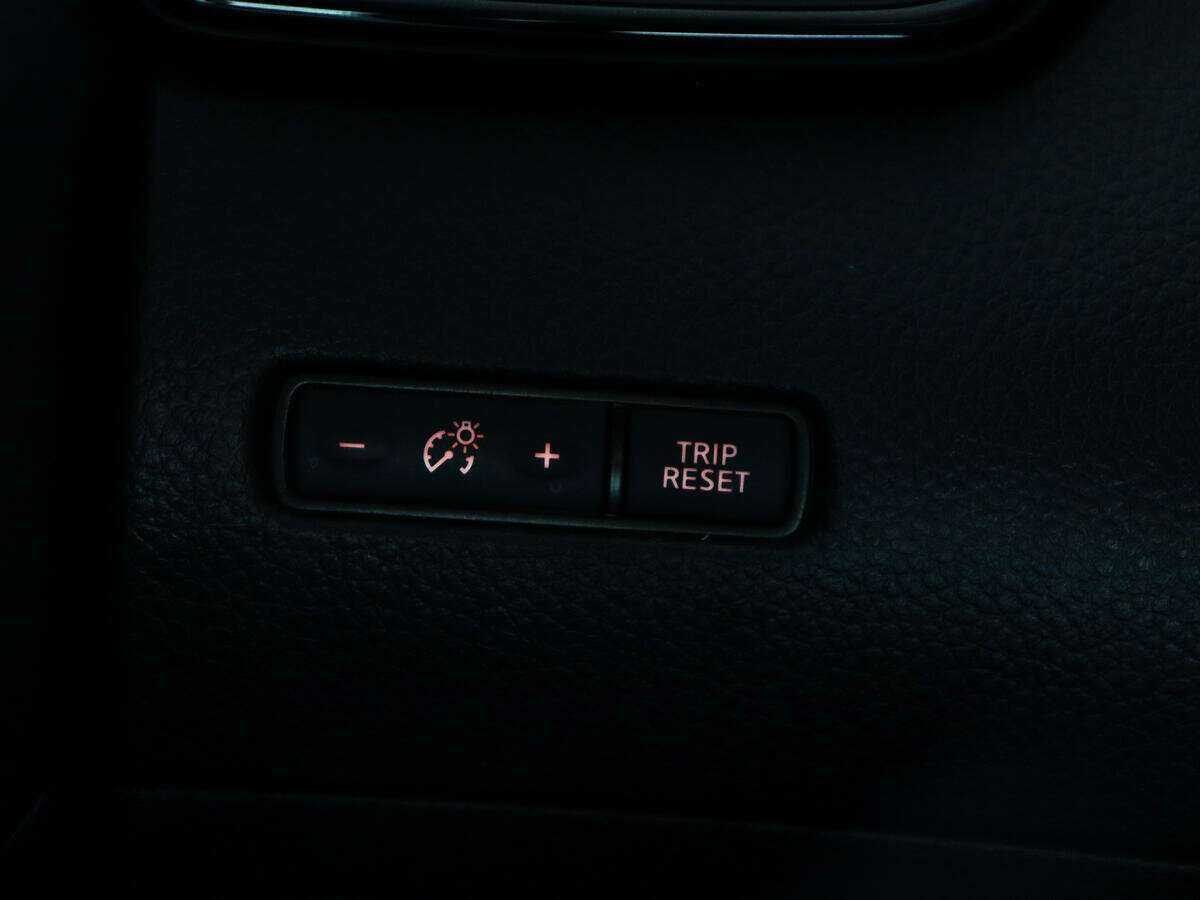 Купить Nissan X-Trail с пробегом. Фото: #20