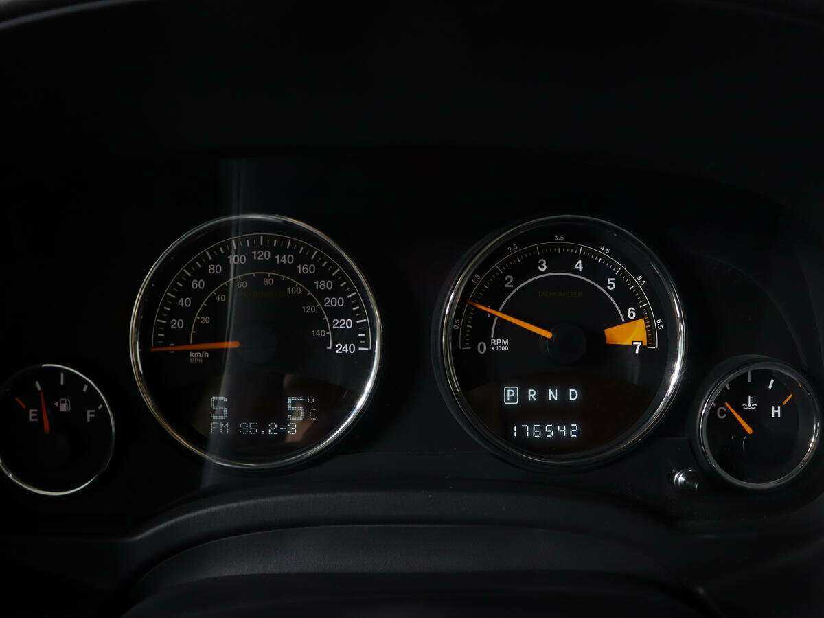 Купить Jeep Compass с пробегом. Фото: #7