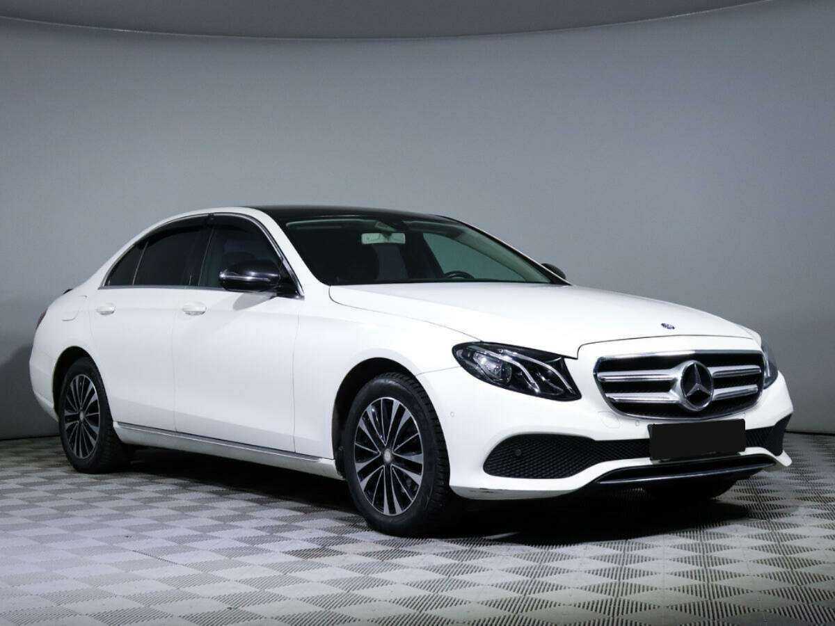 Купить Mercedes-Benz E-Класс с пробегом. Фото: #2