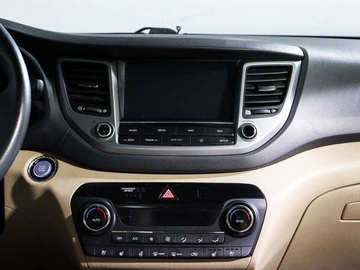 Купить Hyundai Tucson с пробегом. Фото: #10