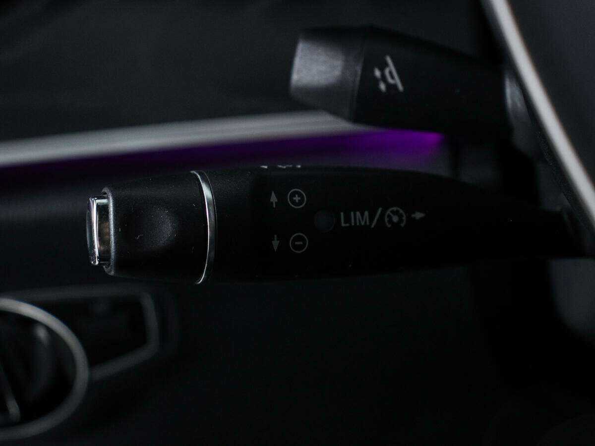 Купить Mercedes-Benz E-Класс с пробегом. Фото: #17