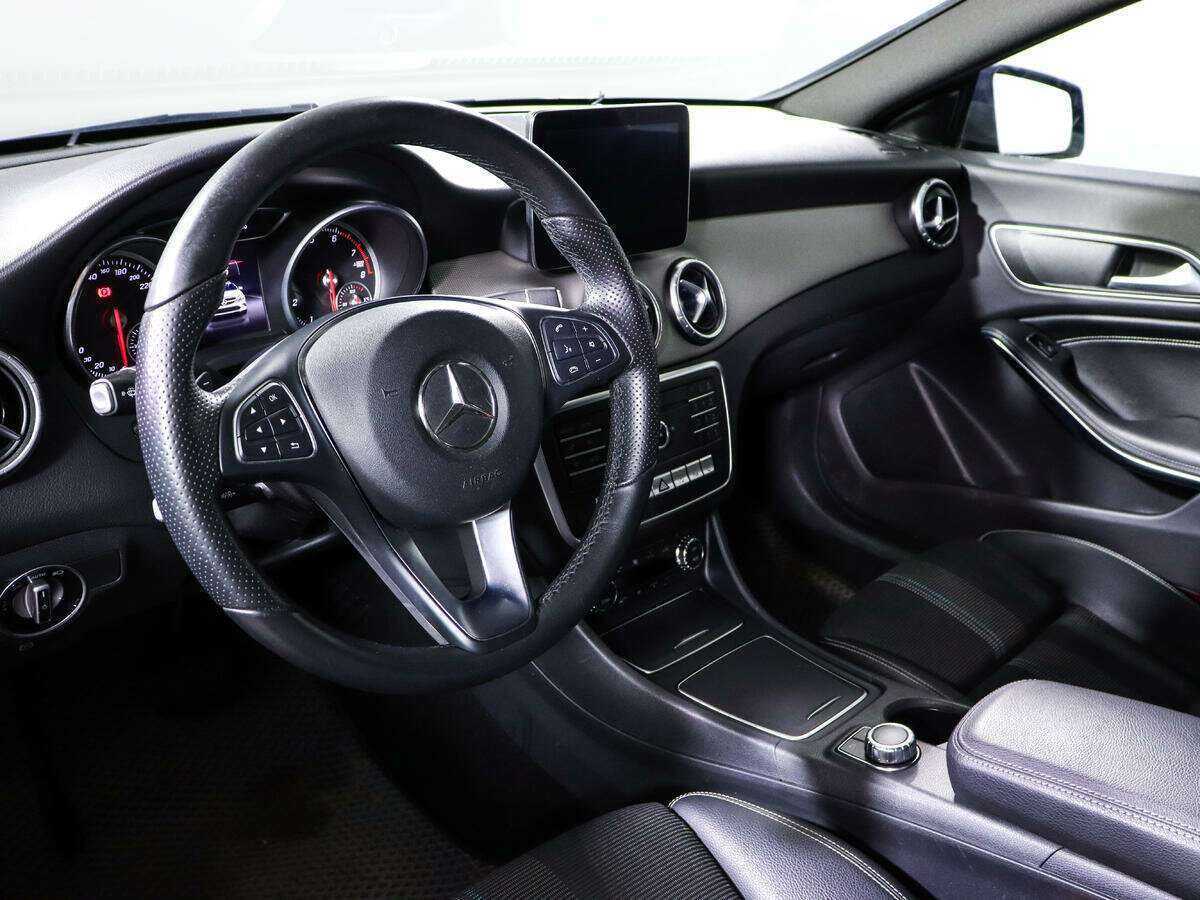 Купить Mercedes-Benz CLA с пробегом. Фото: #12