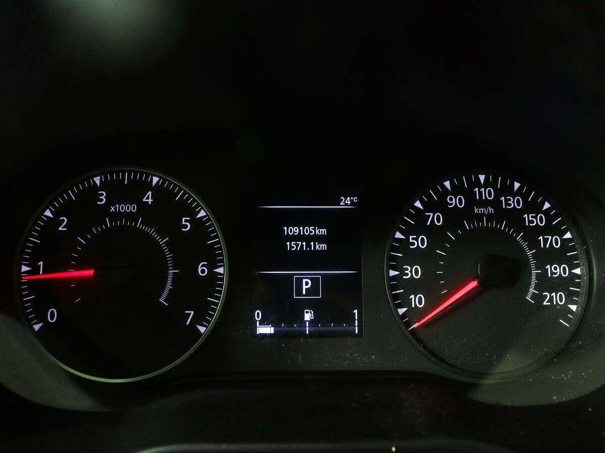 Купить Renault Duster с пробегом. Фото: #8