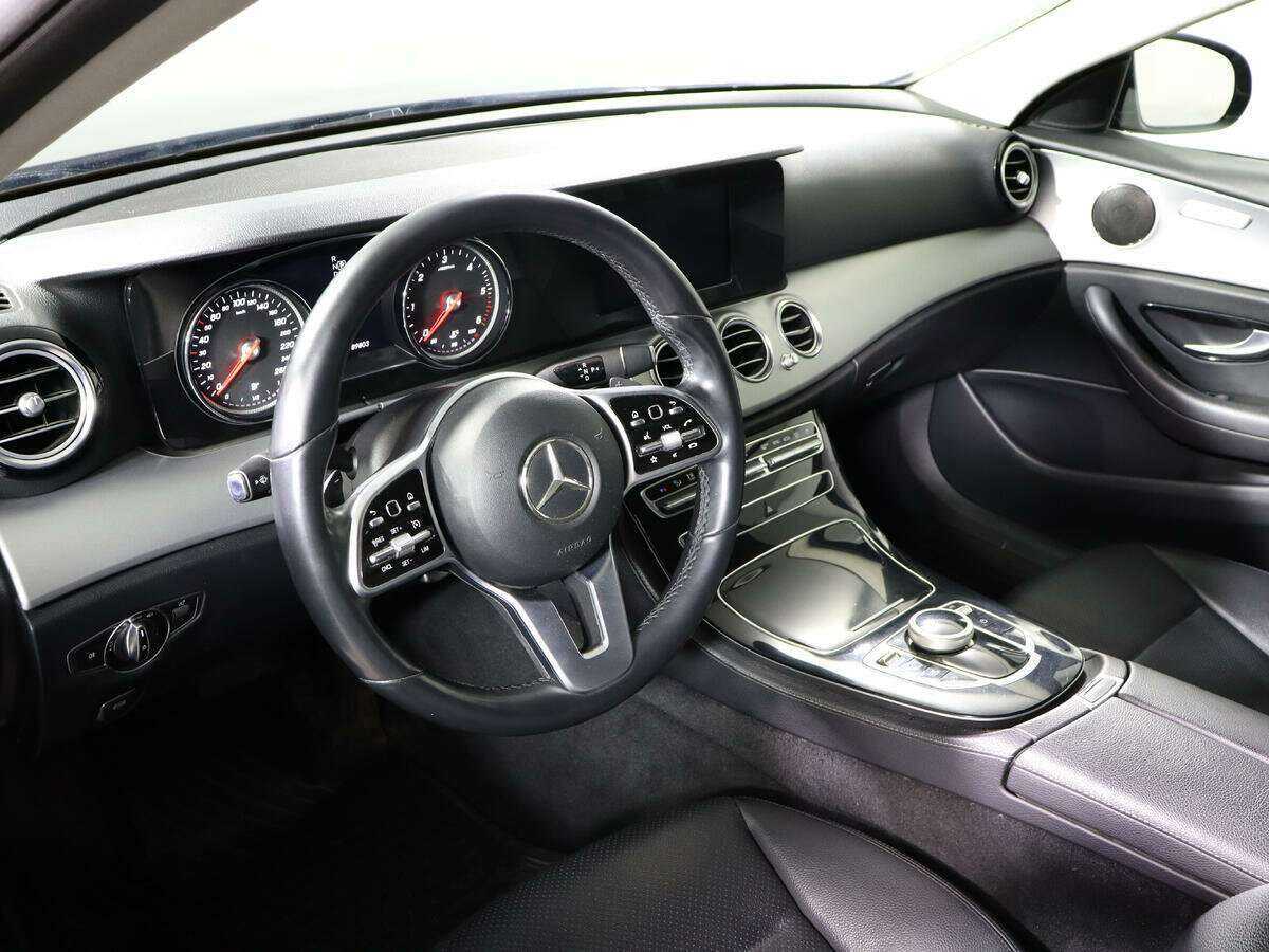 Купить Mercedes-Benz E-Класс с пробегом. Фото: #11