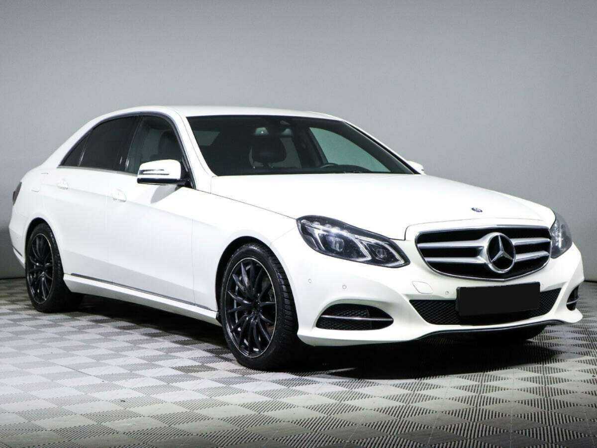 Купить Mercedes-Benz E-Класс с пробегом. Фото: #2