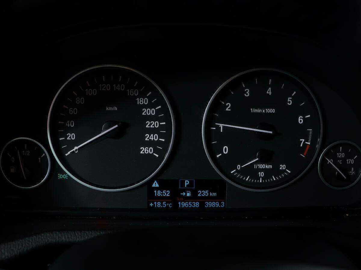 Купить BMW X3 с пробегом. Фото: #9