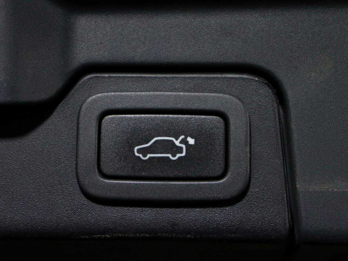 Купить Land Rover Range Rover Evoque с пробегом. Фото: #16