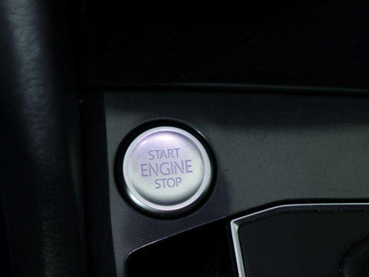 Купить Volkswagen Tiguan с пробегом. Фото: #12