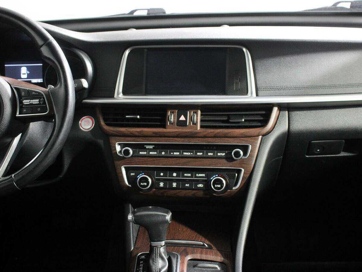 Купить Kia Optima с пробегом. Фото: #11
