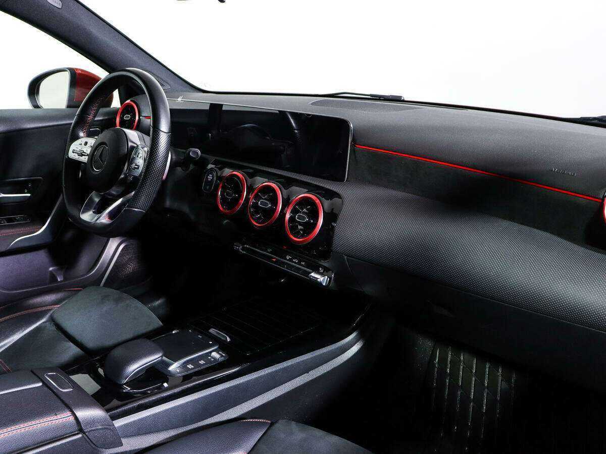 Купить Mercedes-Benz A-Класс с пробегом. Фото: #8