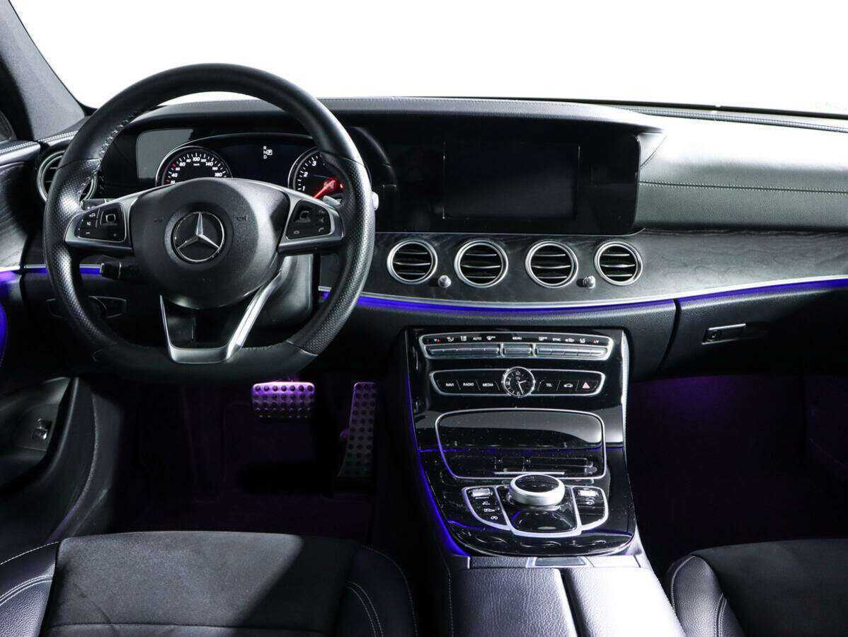 Купить Mercedes-Benz E-Класс с пробегом. Фото: #8