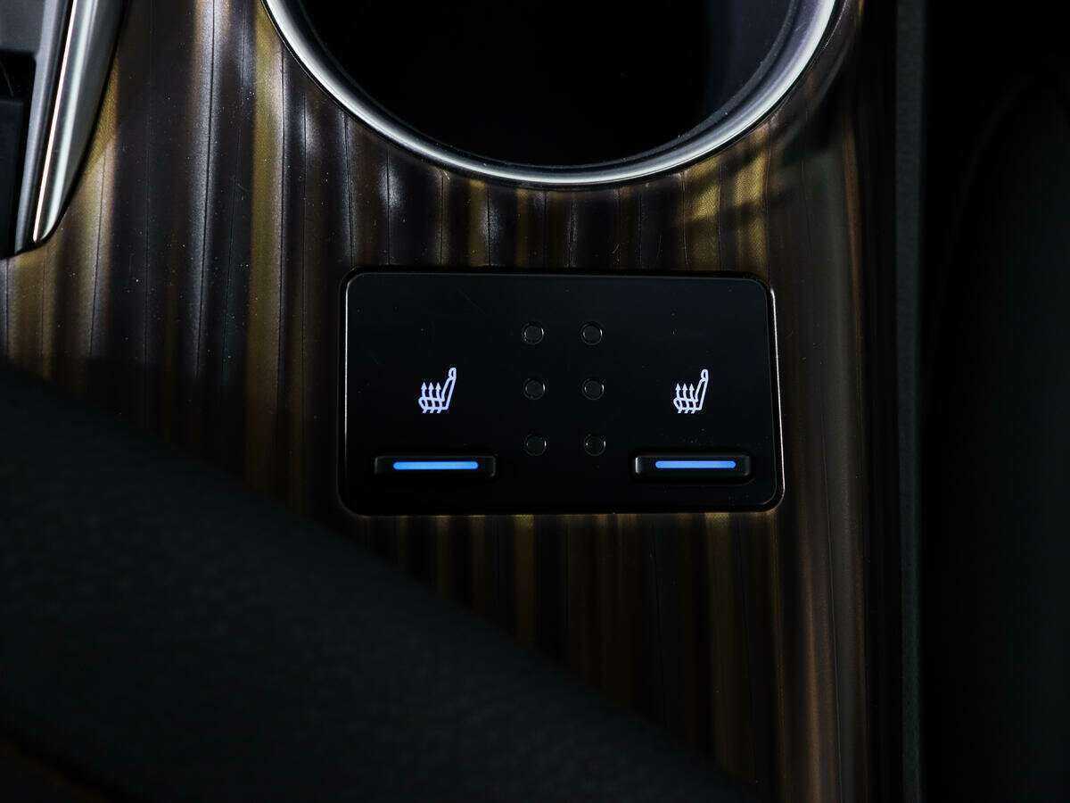 Купить Toyota Camry с пробегом. Фото: #21