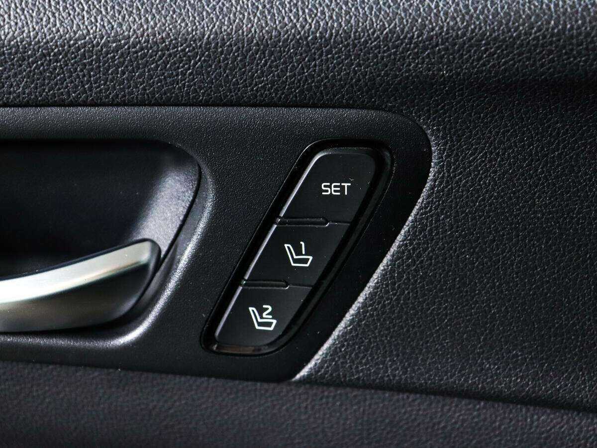 Купить Kia Optima с пробегом. Фото: #18