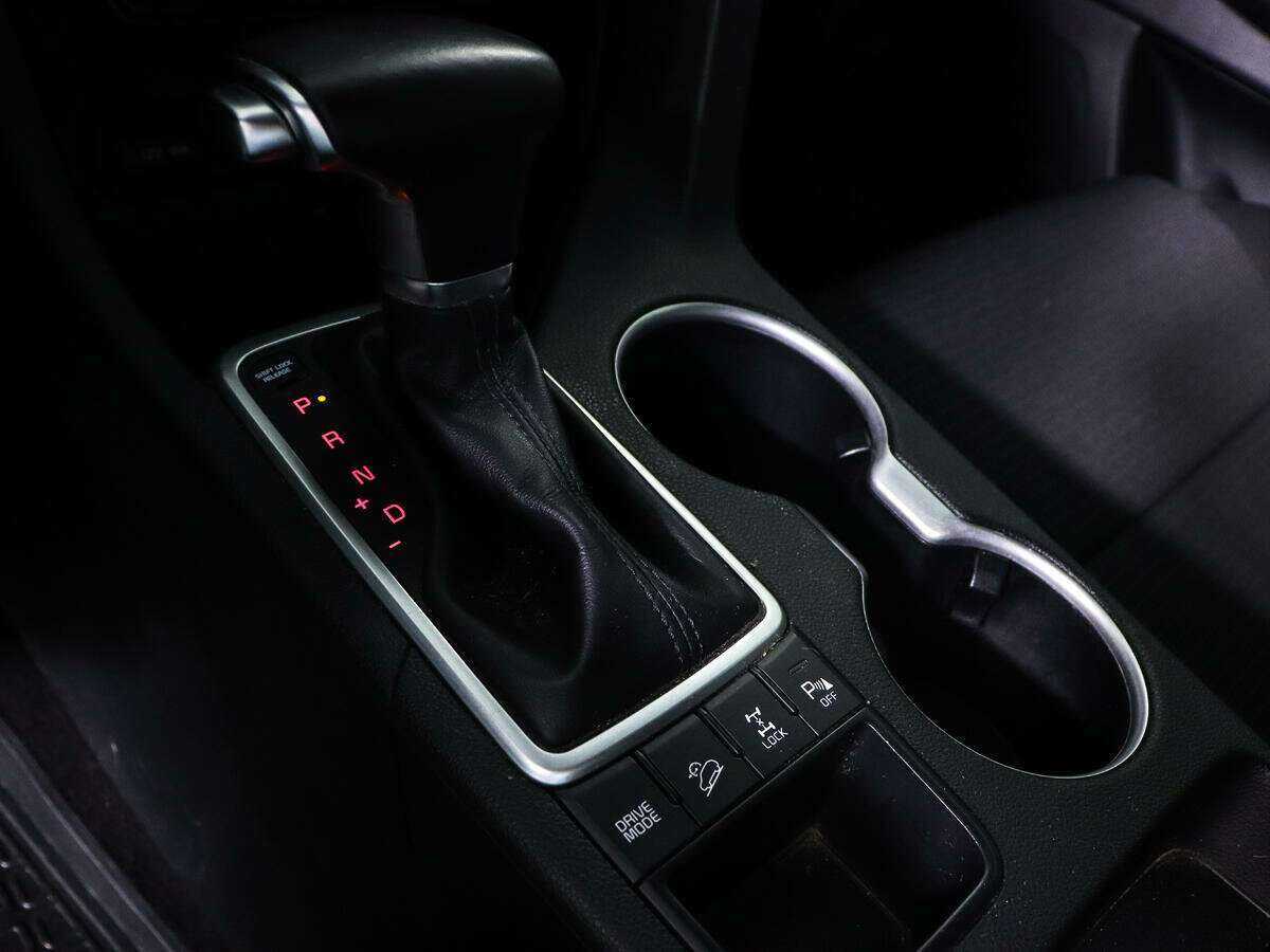 Купить Kia Sportage с пробегом. Фото: #18