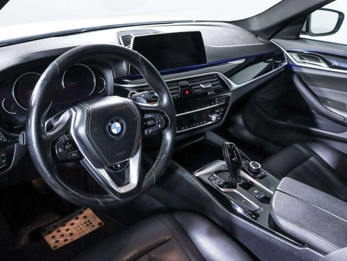 Купить BMW 5 серии с пробегом. Фото: #11