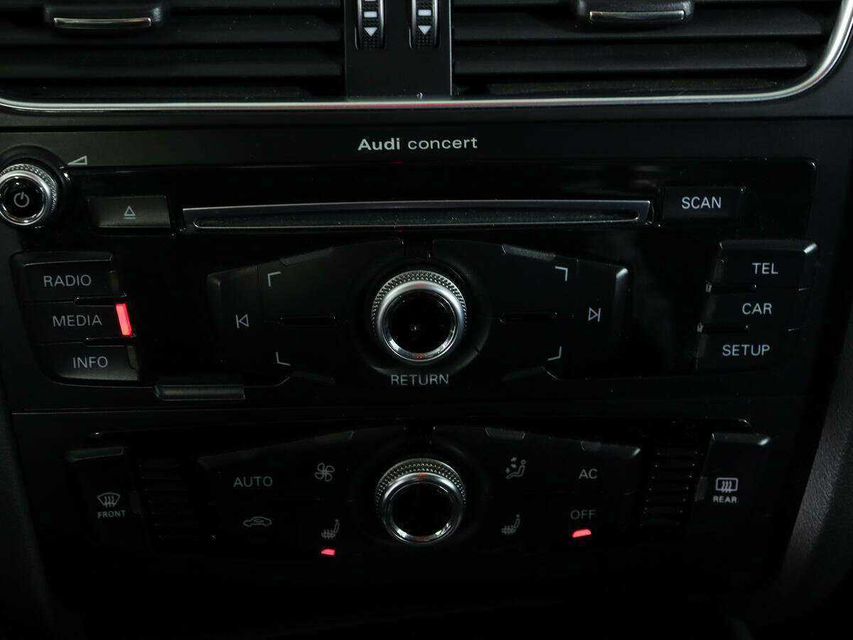 Купить Audi A4 с пробегом. Фото: #16