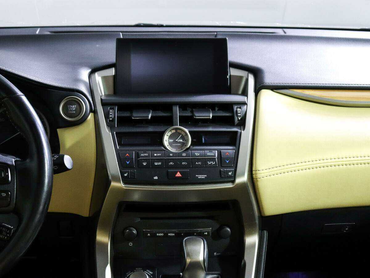 Купить Lexus NX с пробегом. Фото: #9