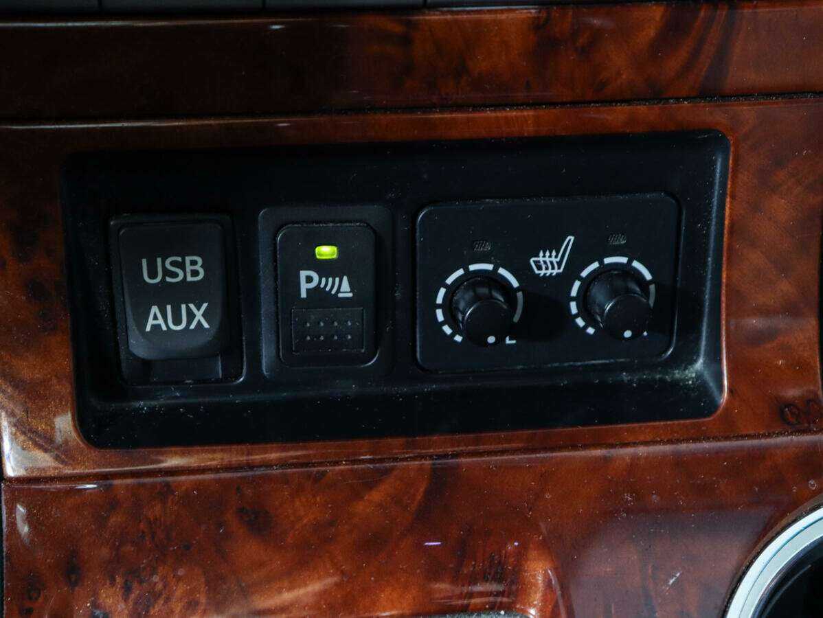 Купить Toyota Highlander с пробегом. Фото: #17