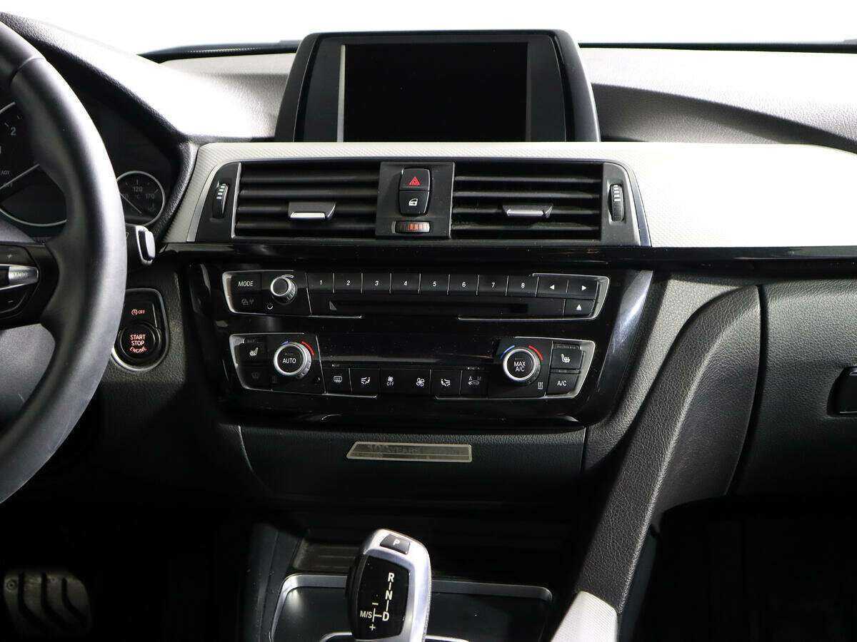 Купить BMW 3 серии с пробегом. Фото: #12