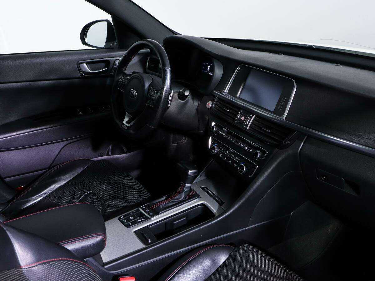 Купить Kia Optima с пробегом. Фото: #5