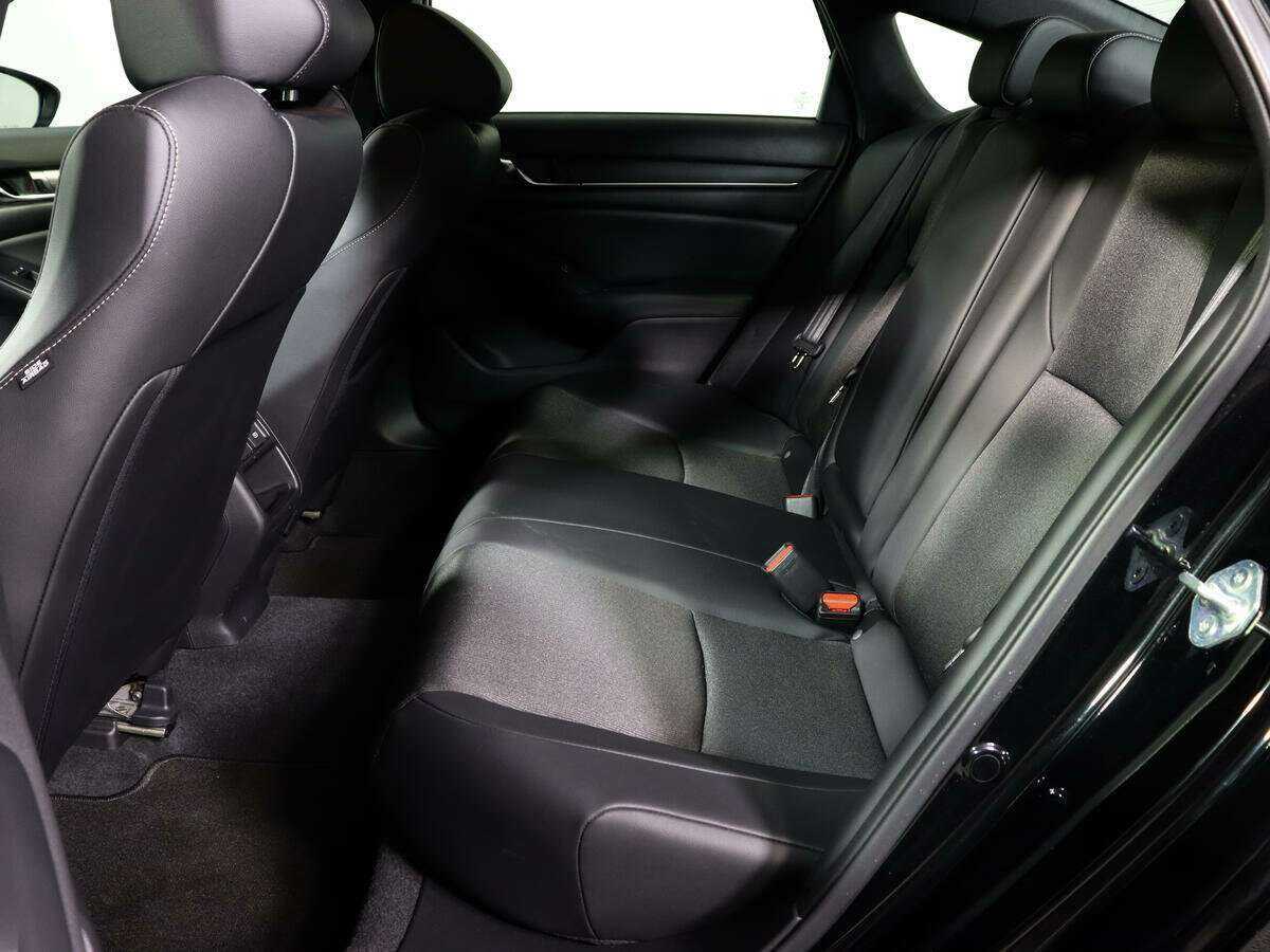 Купить Honda Accord с пробегом. Фото: #7