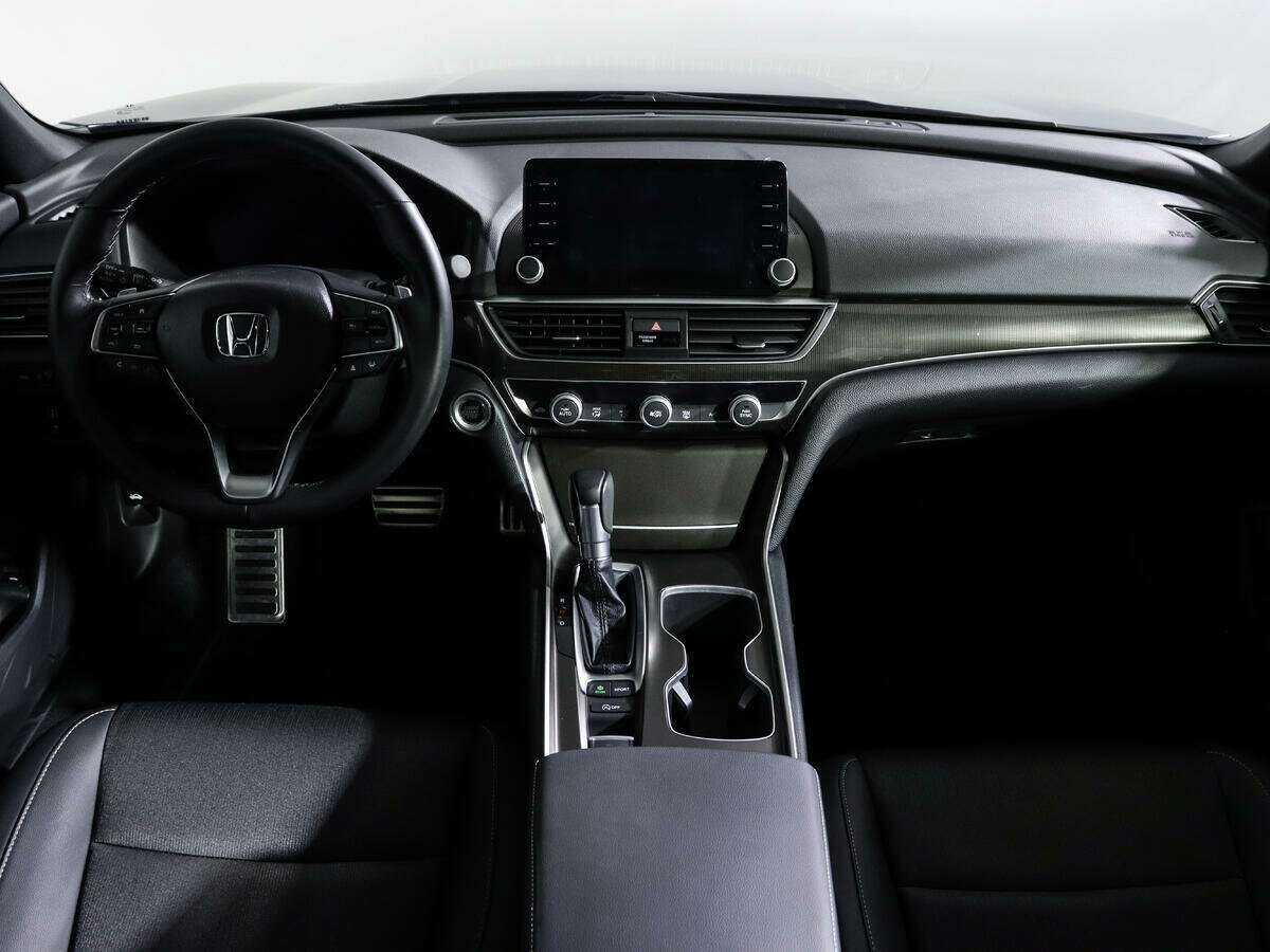 Купить Honda Accord с пробегом. Фото: #9