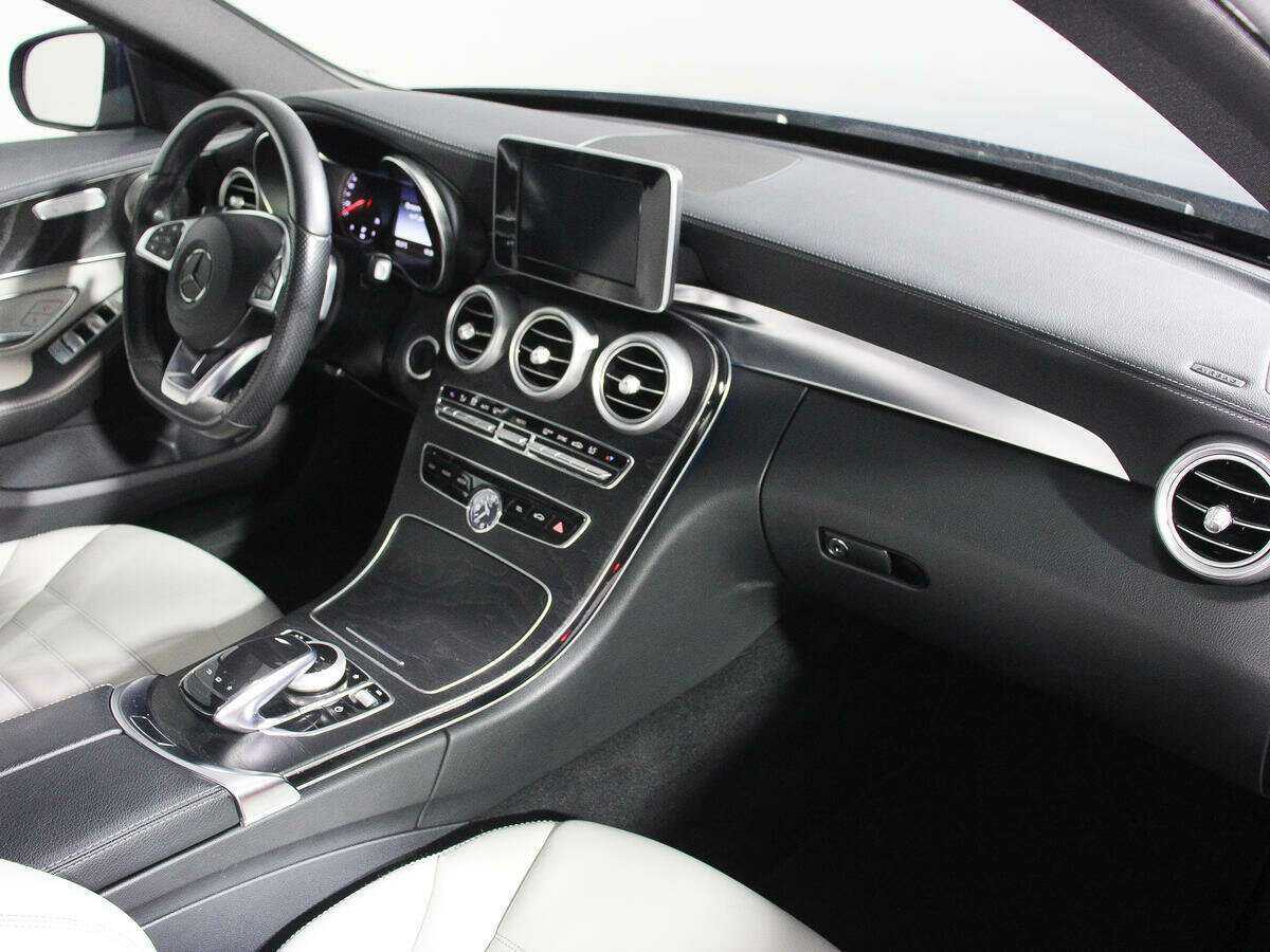 Купить Mercedes-Benz C-Класс с пробегом. Фото: #8