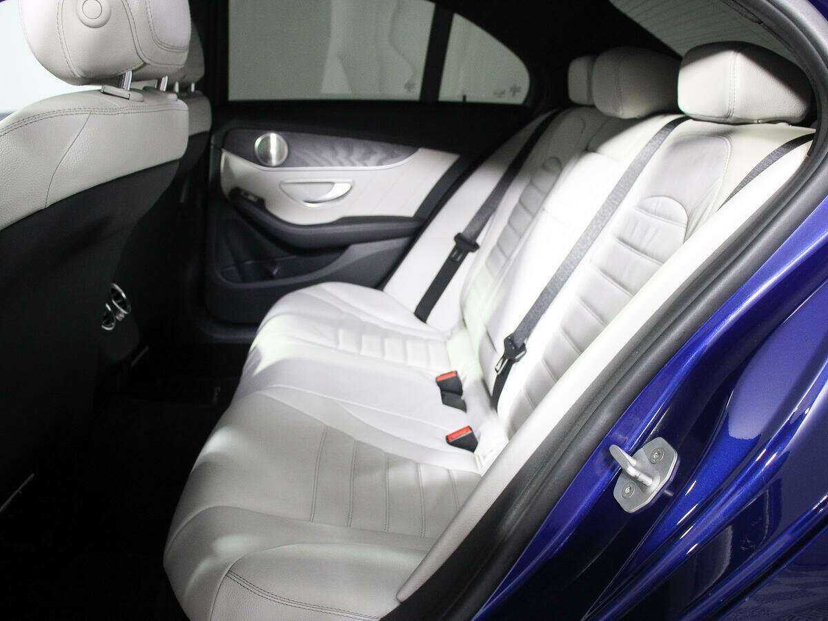 Купить Mercedes-Benz C-Класс с пробегом. Фото: #9