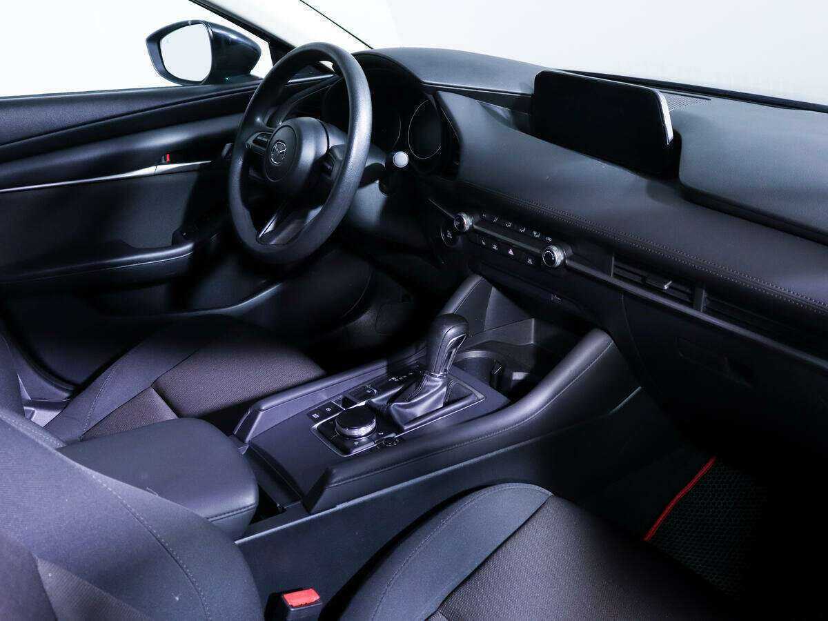 Купить Mazda 3 с пробегом. Фото: #6