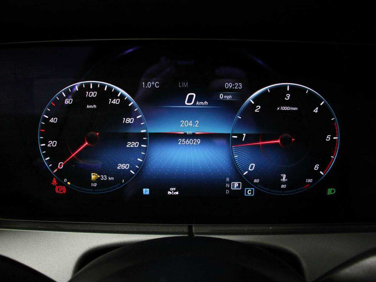 Купить Mercedes-Benz E-Класс с пробегом. Фото: #8