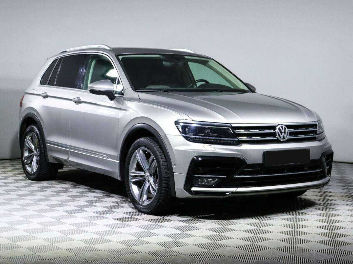 Купить Volkswagen Tiguan с пробегом. Фото: #2