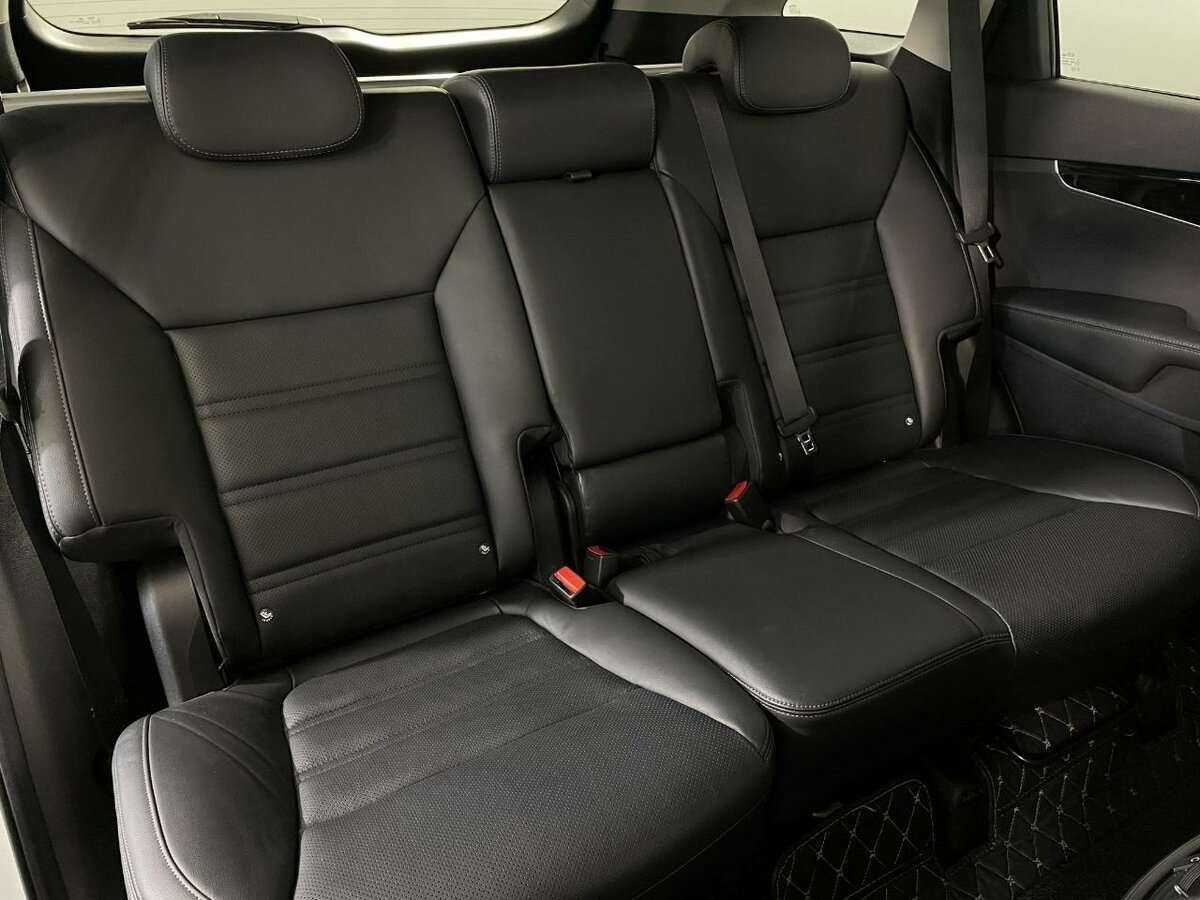 Купить Kia Sorento с пробегом. Фото: #14