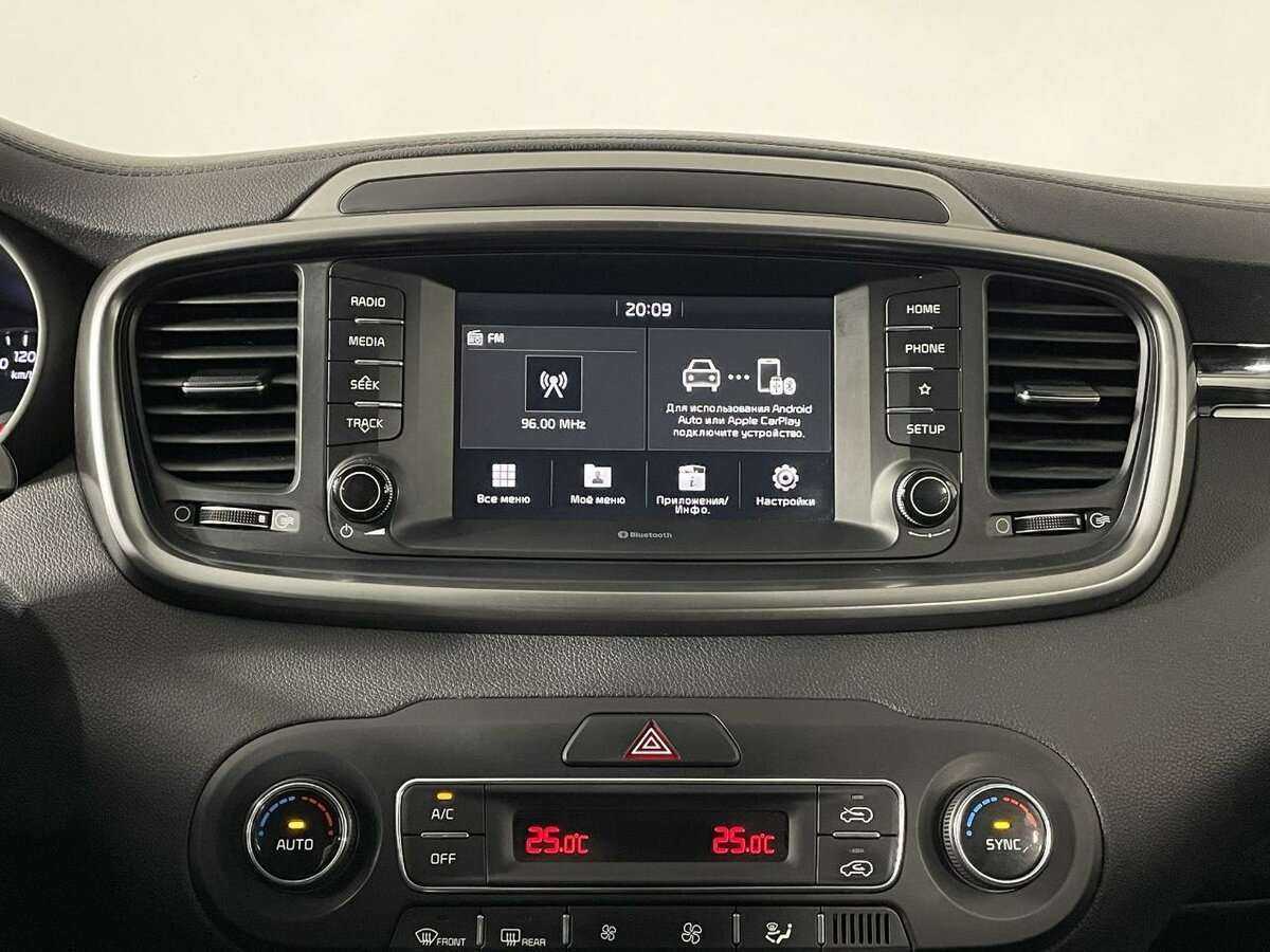Купить Kia Sorento с пробегом. Фото: #11