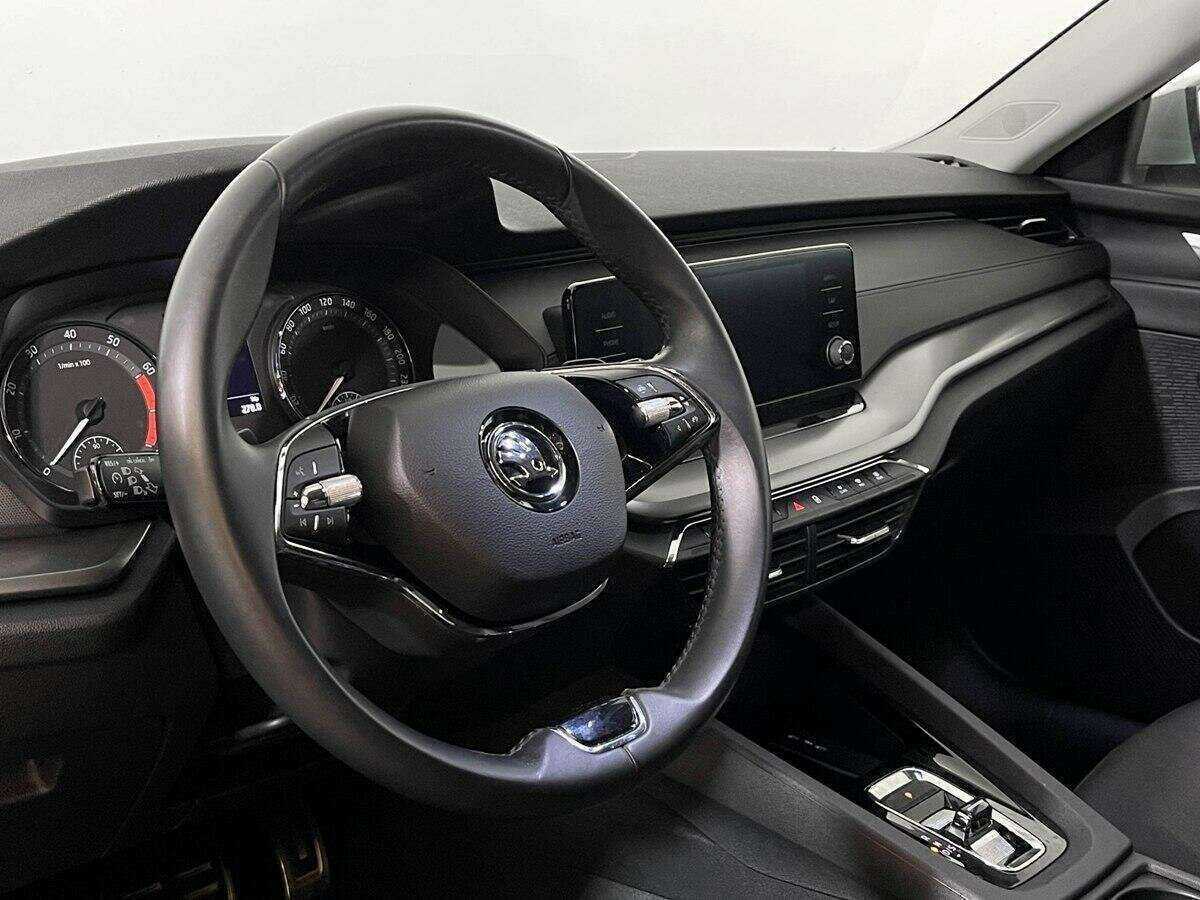 Купить Skoda Octavia с пробегом. Фото: #12